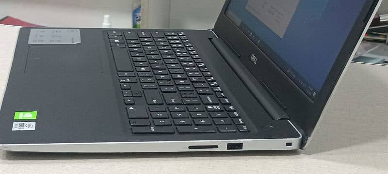 Dell Inspiron 3593 Ci7 10th gen 2Gb GPU mx230 10