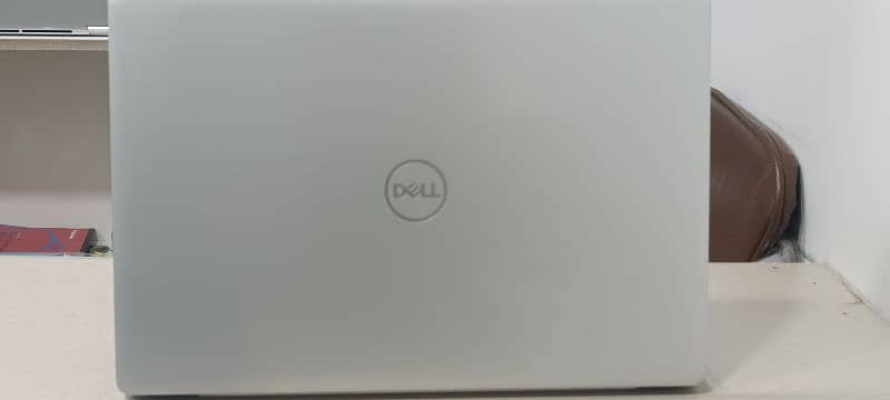 Dell Inspiron 3593 Ci7 10th gen 2Gb GPU mx230 13