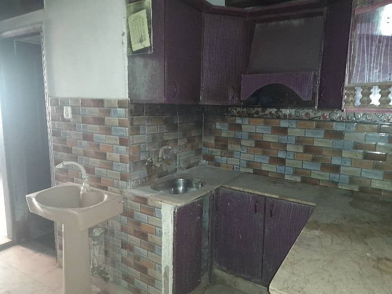 Stunning 45 Square Yards Flat In Allahwala Town - Sector 31-G Available 16