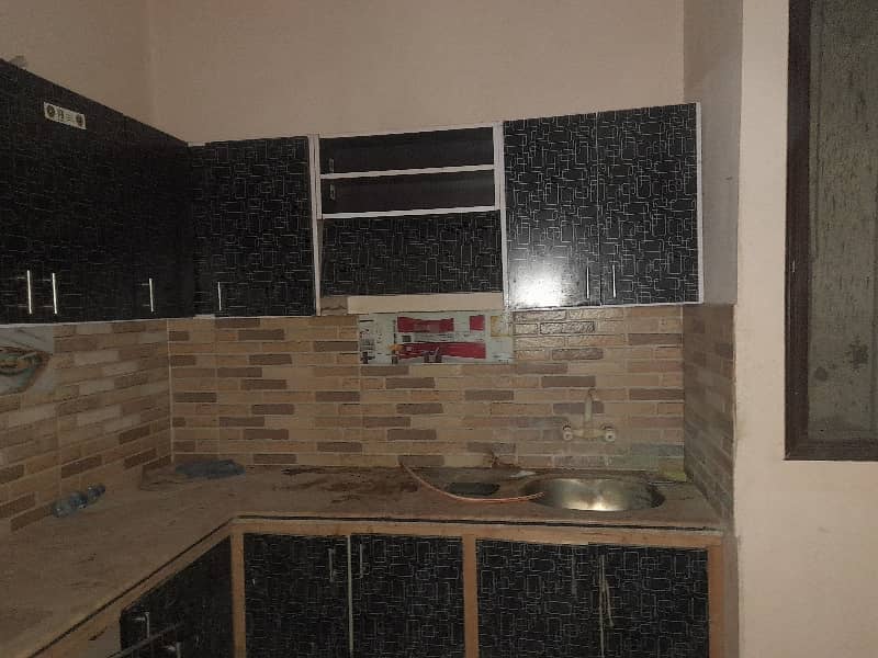 60 Square Yards Flat In Allahwala Town - Sector 31-G 14