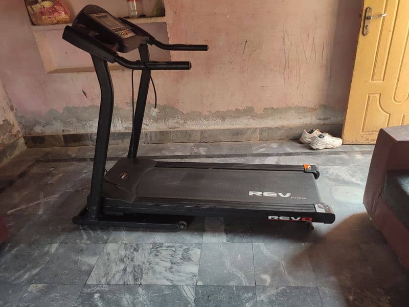 Revo company running machine 2