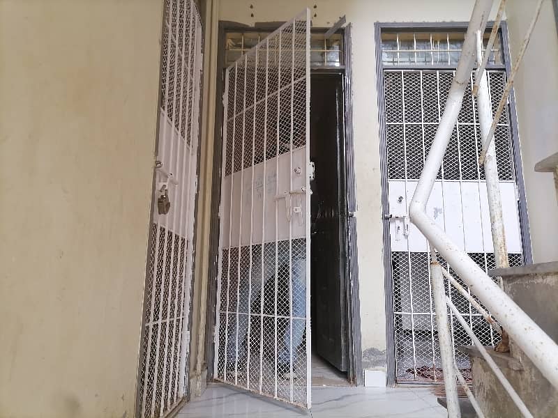 45 Square Yards Flat For Sale In Korangi 5