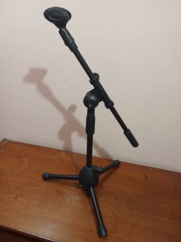 original microphone stand 4