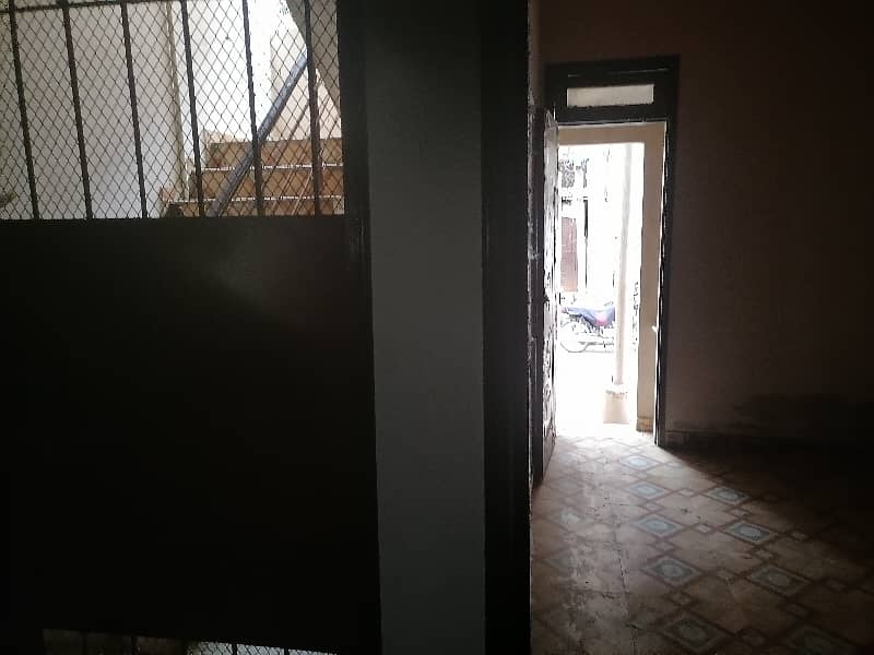 60 Square Yards Flat For Sale In Korangi 3