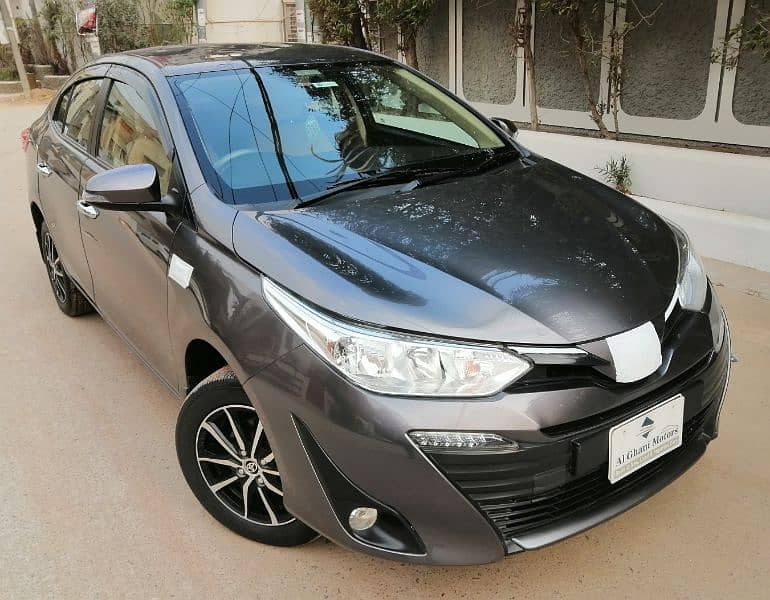 TOYOTA Yaris 1.5 Top of the line Variant 0