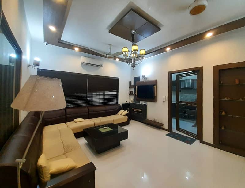 Fully Furnished 10 Marla Modern Design House For Rent In DHA Phase 5 Lahore. 7