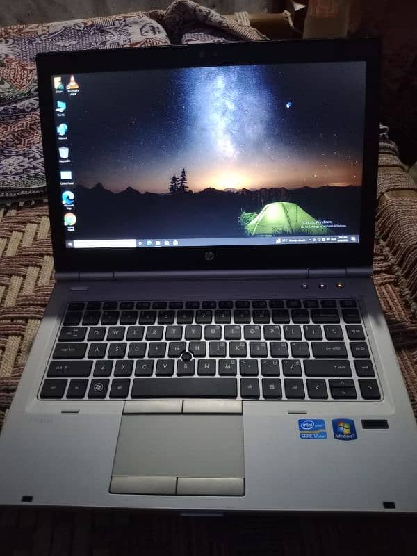 sale the laptop Hp 2