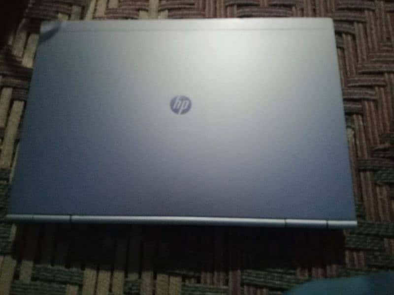 sale the laptop Hp 5