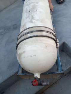 CNG cylinder with kit and frame