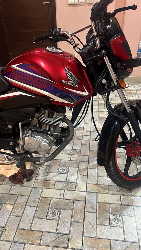 Honda CB125F 22 Model 0