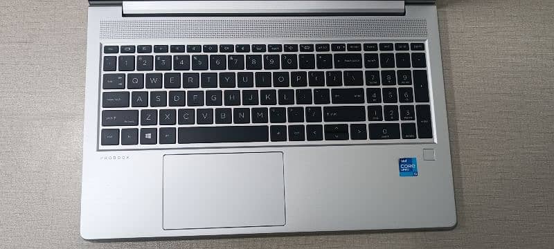 Hp probook 650G8 ci5 11Th Gen 5