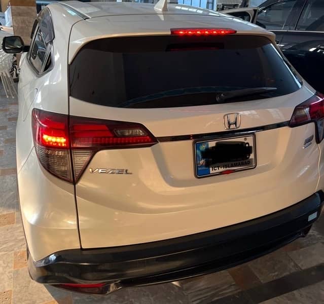 Honda Vezel 2018 4