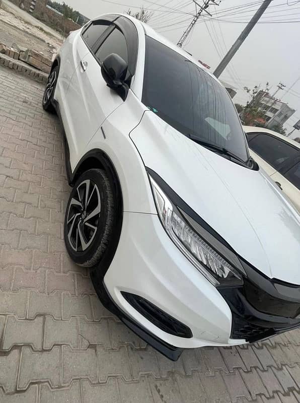 Honda Vezel 2018 10