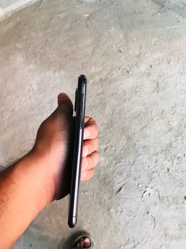 Apple iPhone 11 Pro Max non pta factory unlock 3