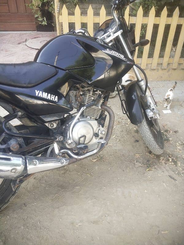 Yamaha ybr125 1