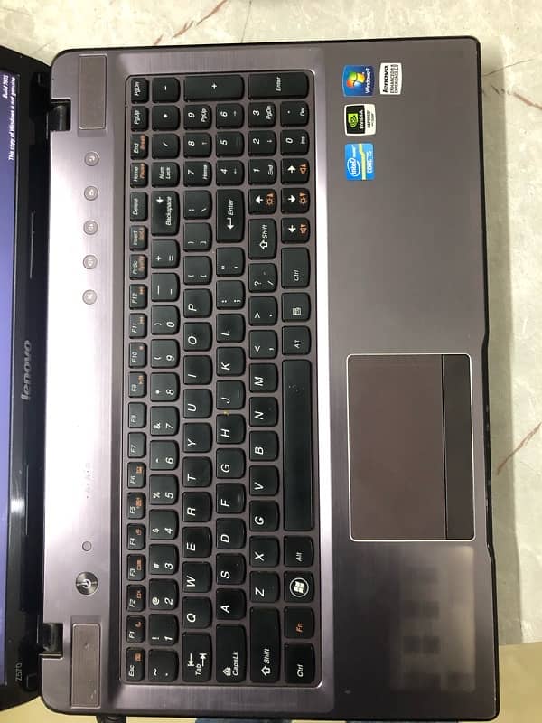 lenovo i5 2410m cpu 6 gb ram ddr3 WhatsApp 4