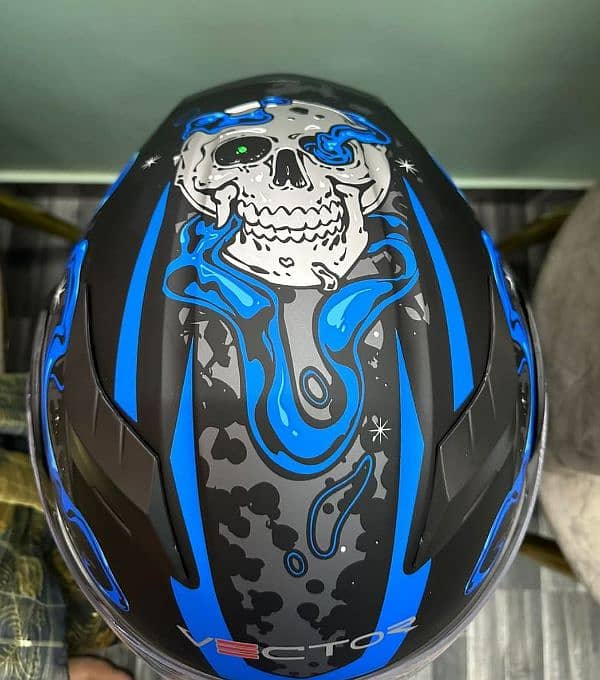 flipup blue vector helment condition 8/10 3