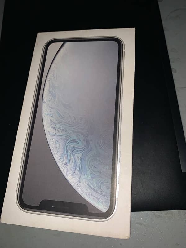 iphone Xr 64gb with box PTA APPROVED Sealed 2