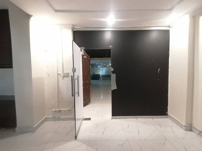 Office In Gulberg 3 For rent 5