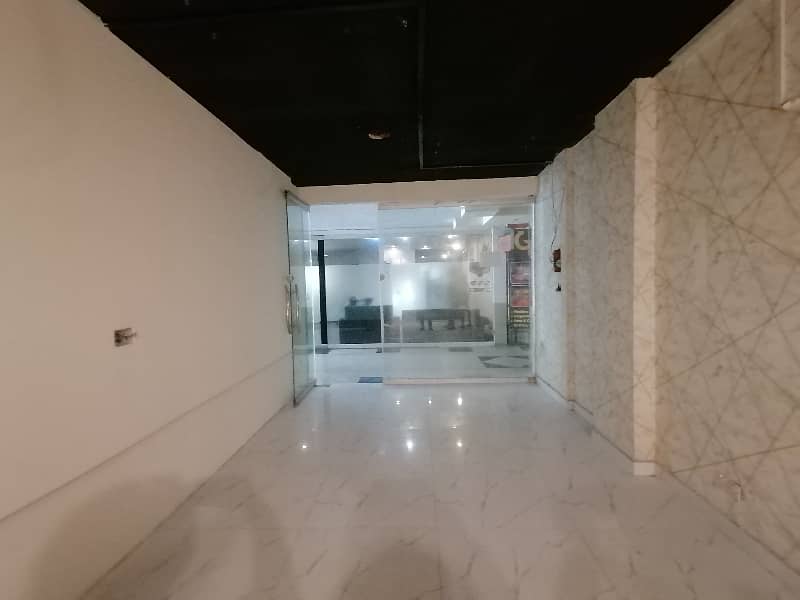 Office In Gulberg 3 For rent 15