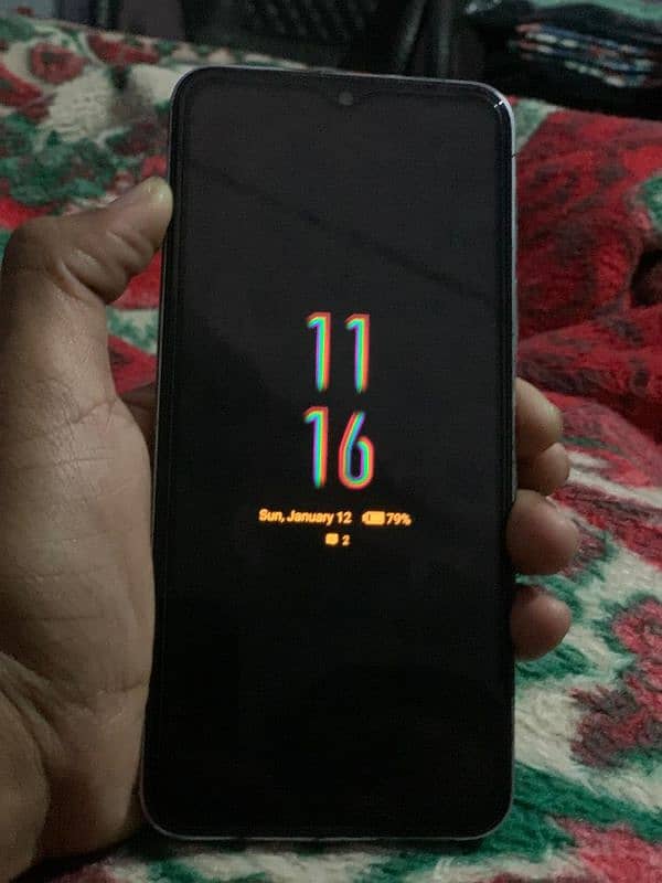 Infinix note 12  16+128 colour white 4