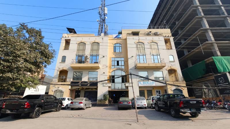 1149 Square Feet Office Is Available For Rent In Al Hafeez Suites, Off MM Alam Road, Gulberg, Lahore 0