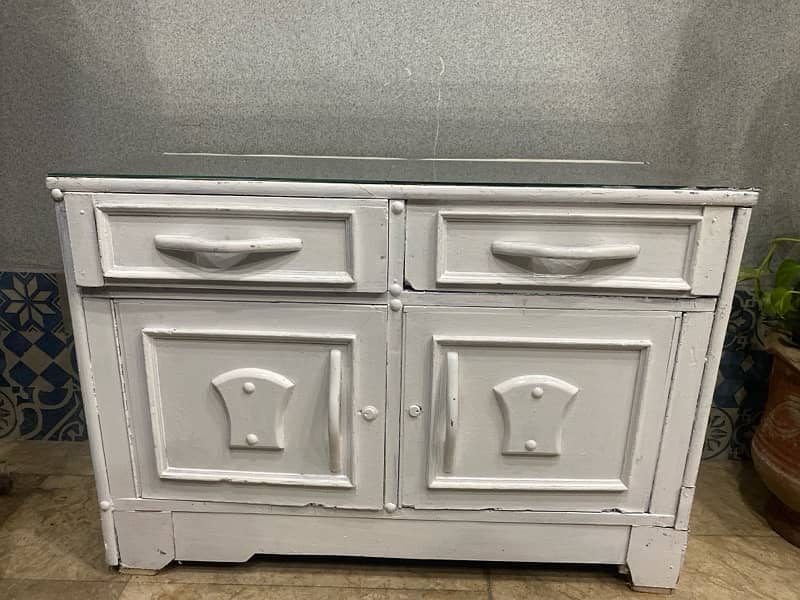 white dressing table with mirror ,one separate brown large mirror. 1