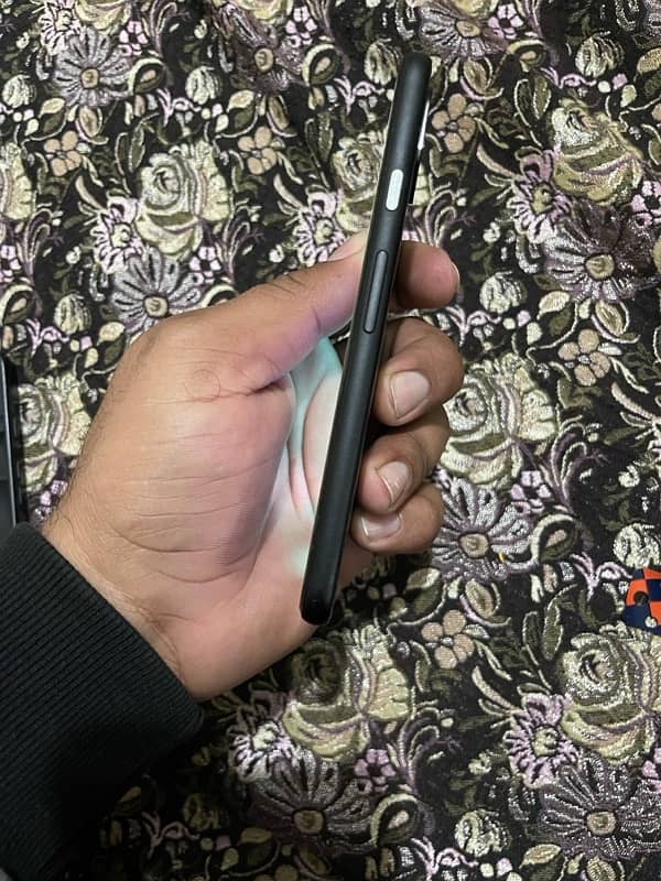 Google Pixel 4 6