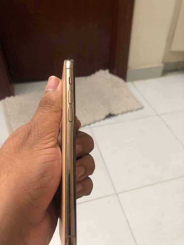 iphone 11pro gold color pta approved 64gb battery health 94% 2