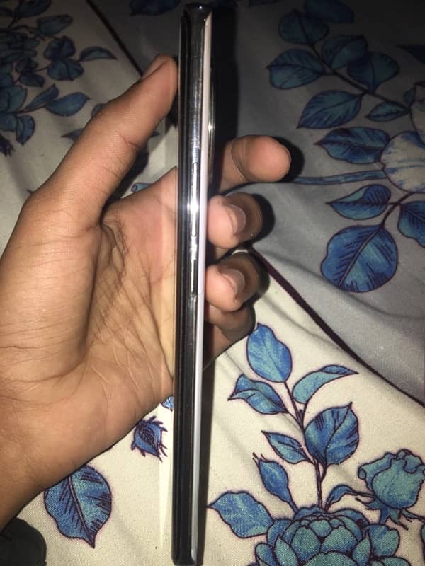 Tecno Spark 20 pro plus 5