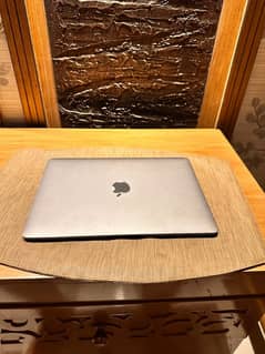 MacBook 2017 16/512