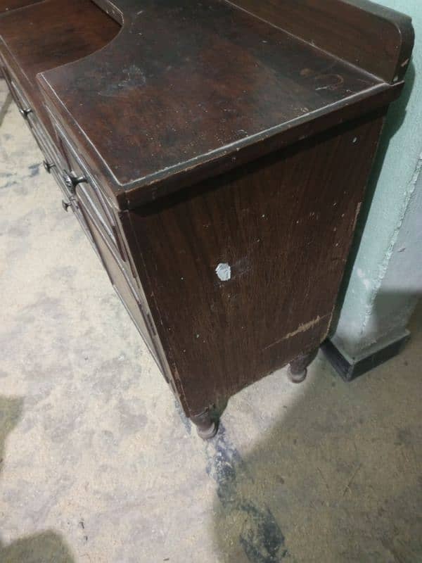 Dressing Table For Sale With Reasonable price 1