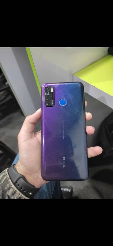 Tecno camon 15pro 4/128gb 6