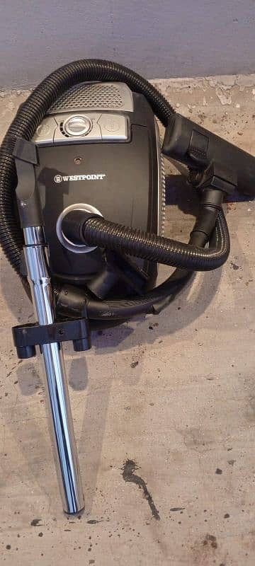 Vacuum cleaner for sale 4