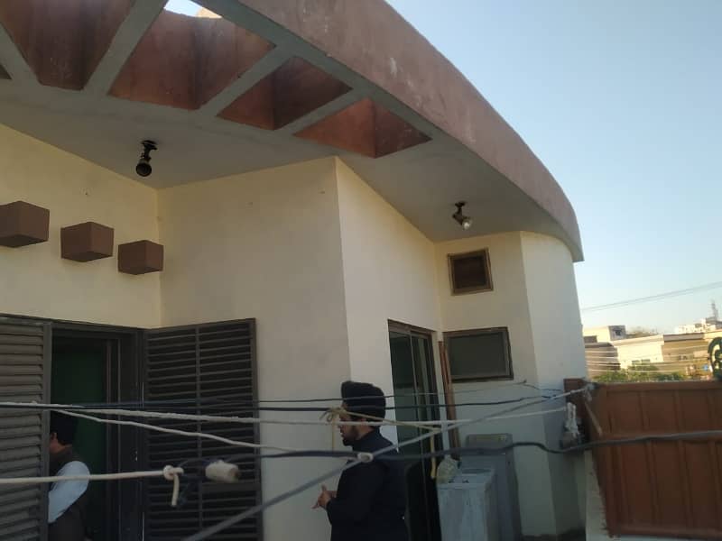 Good Prime Location 10 Marla House For Sale In Askari 5 6