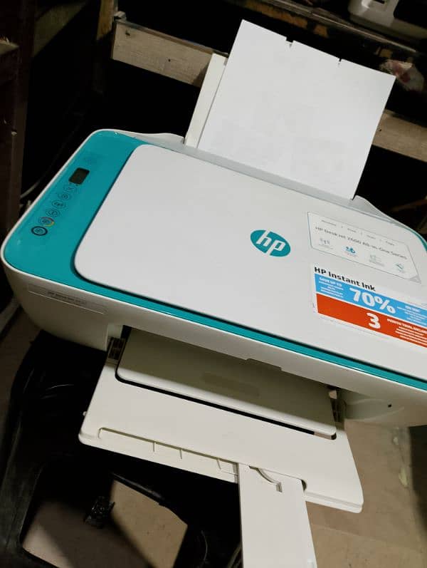 Hp Deskjet 2632 box wifi printout direct print scan copy color black 2