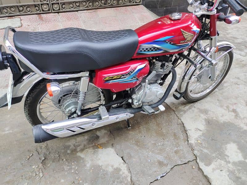 Honda CG125 7