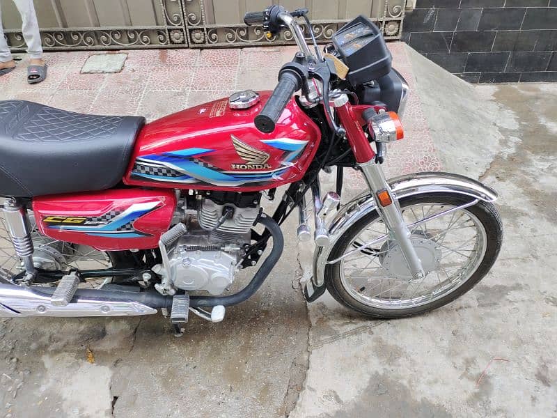 Honda CG125 8