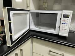 Full Size Microwave Oven for Sale