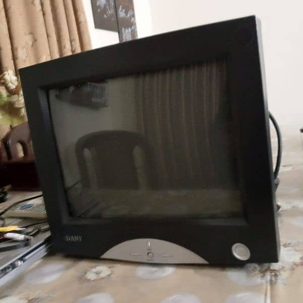 LcD monitor 0