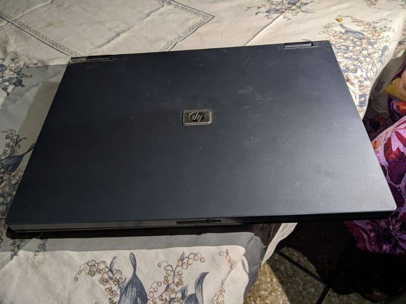 hp laptop for sale in reasonable price urgent sale 4