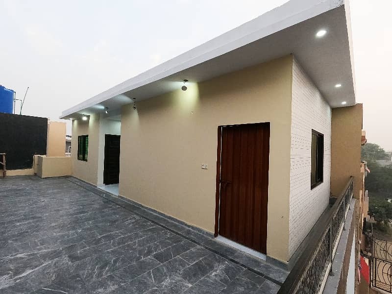 5 Marla House For sale In Sunfort Gardens 38