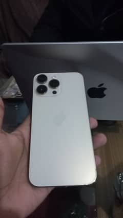 I phone 14 pro max Gold clr jv