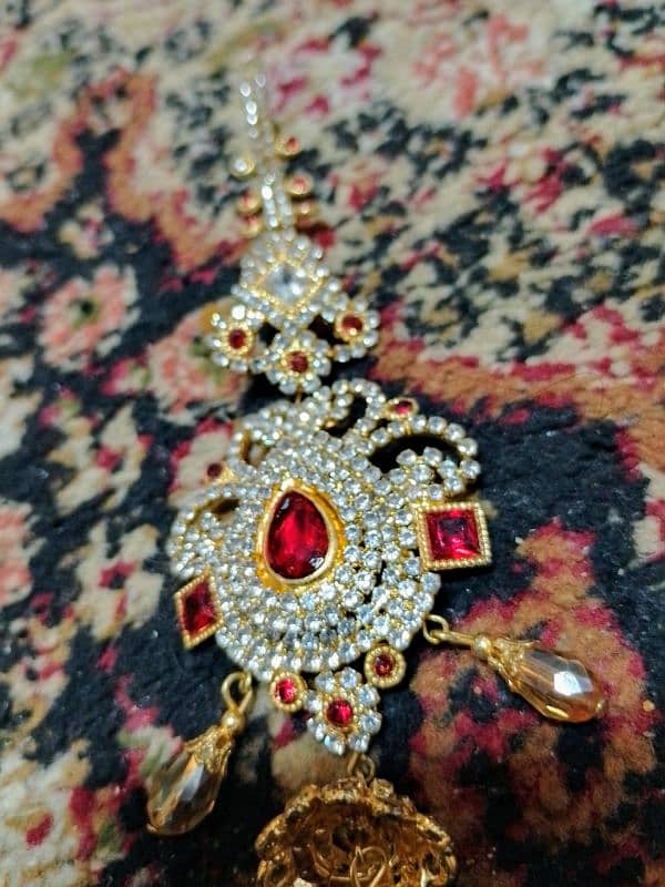 Beautiful Golden & Red Jewellery Set 2