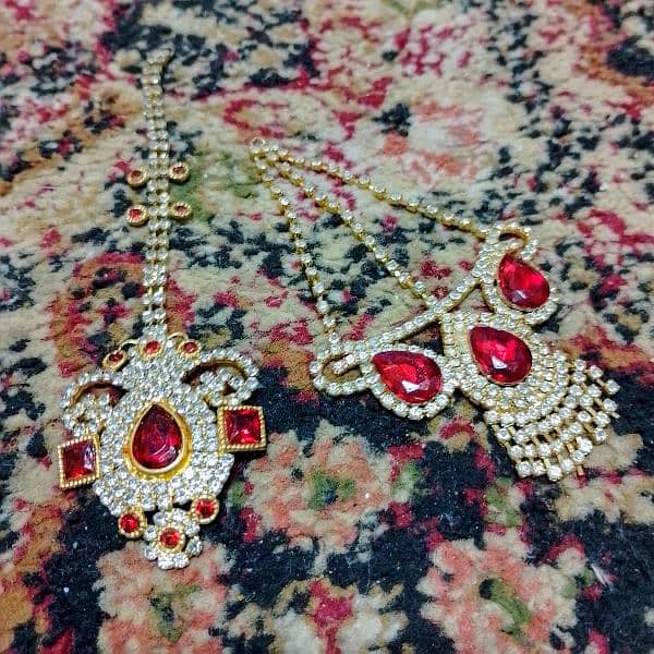 Beautiful Golden & Red Jewellery Set 3