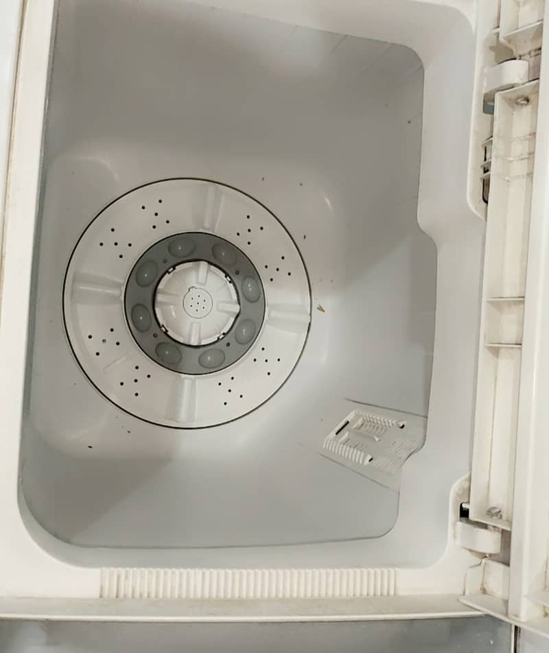 Selling kenwood washing machine 1