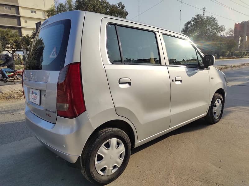 Suzuki Wagon R 2017 8