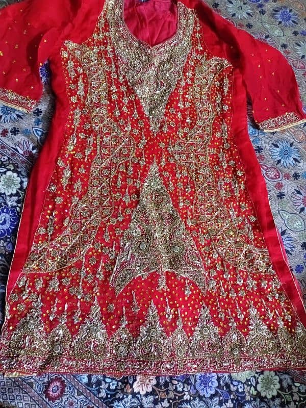 barat dress lehanga with jewellery 1