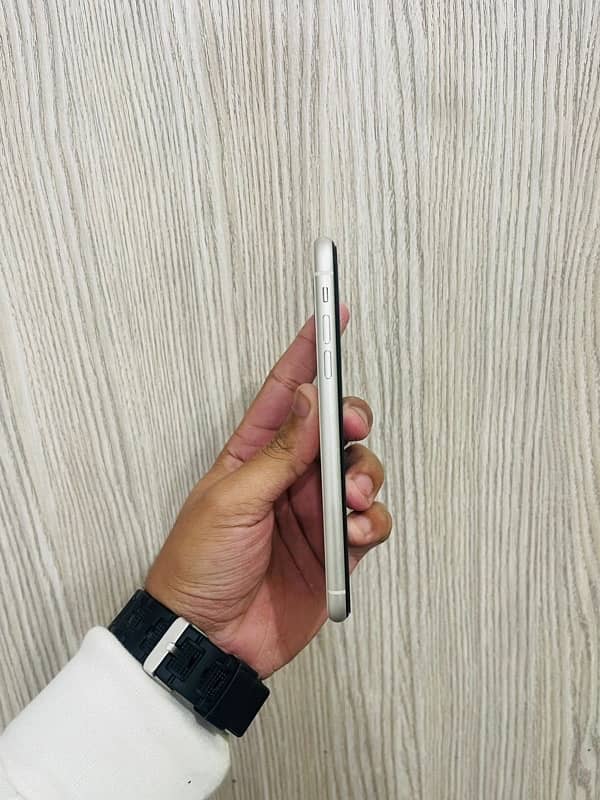 iphone 11 128 gb single PTa approved whtsapp(03336279733) 3