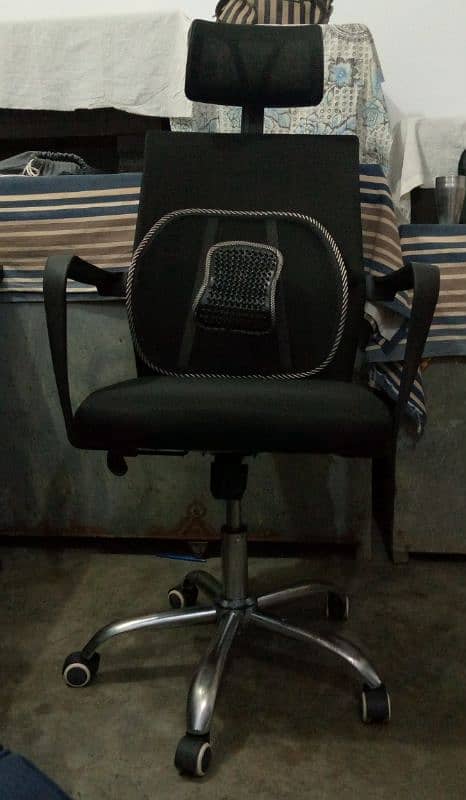 Office chair/Work from home chair/Boss chair 0